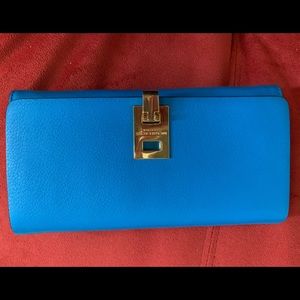 Michael Kors Miranda Continental Leather wallet